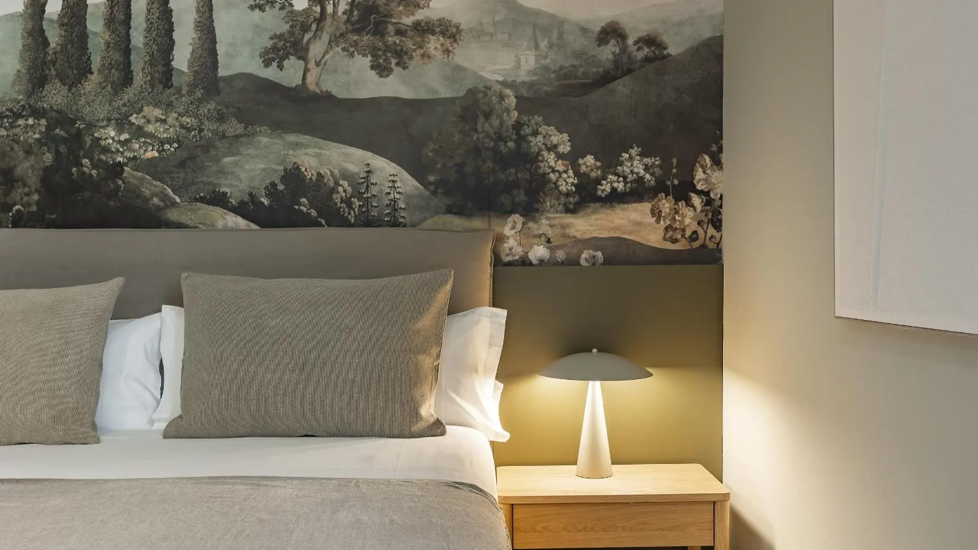 Ola Living Hostal Diagonal Barcelona 0*,