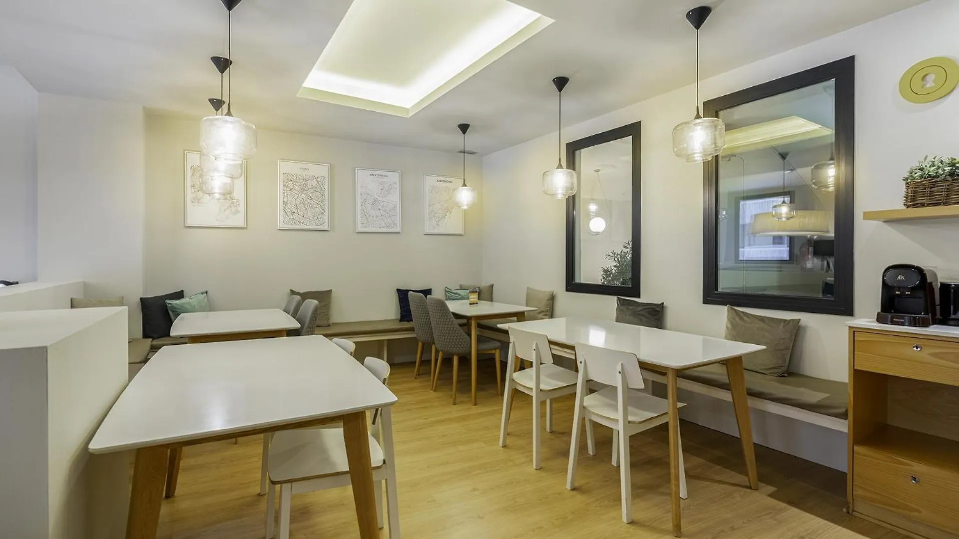 Gæstehus Ola Living Hostal Diagonal Barcelona
