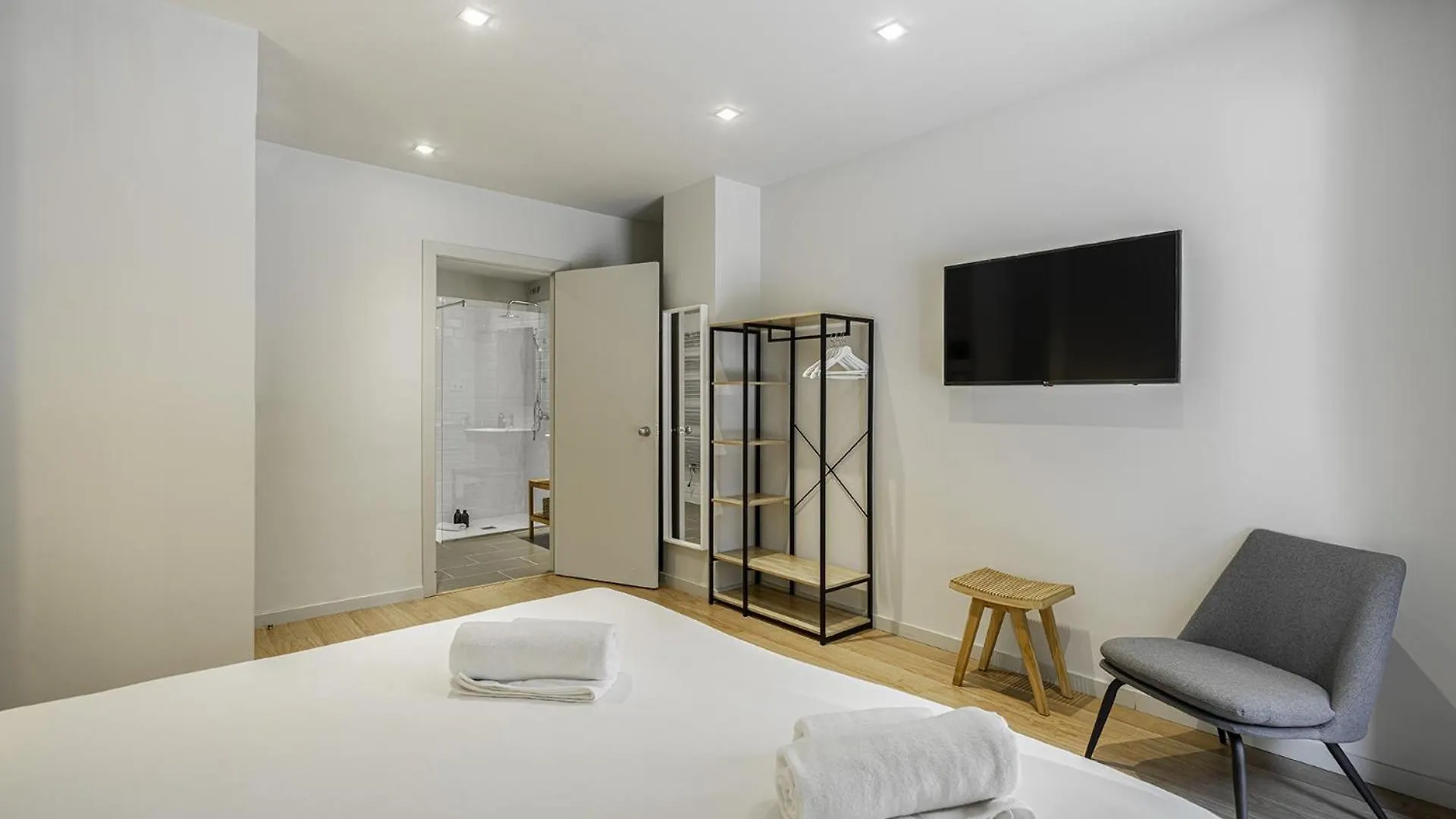 Ola Living Hostal Diagonal Barcelona Guest house