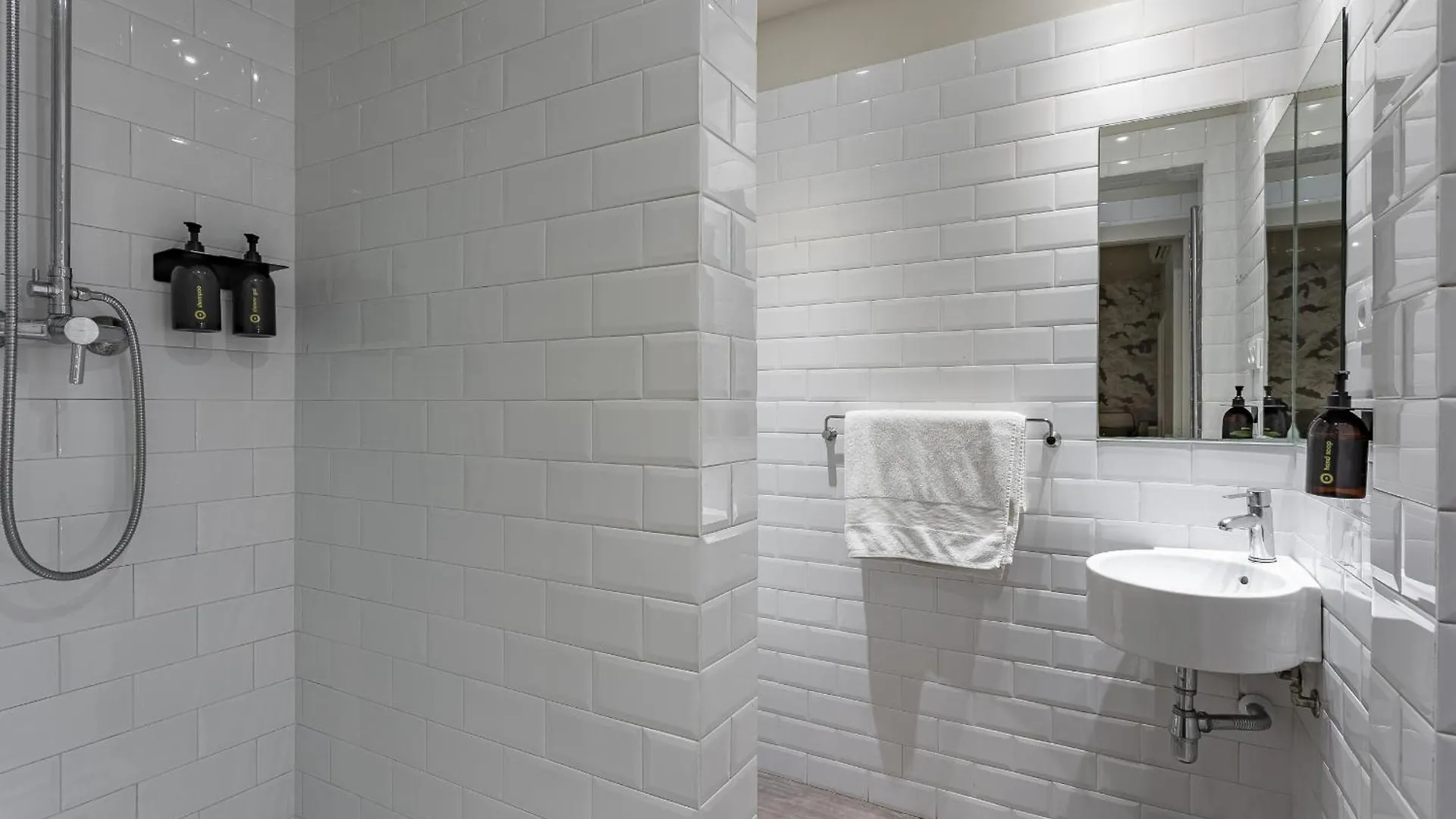 Affittacamere Ola Living Hostal Diagonal Barcellona Spagna
