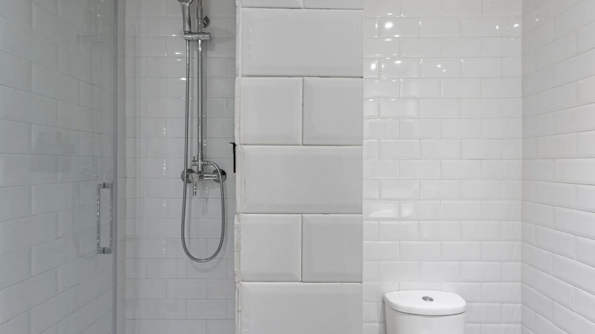 Ola Living Hostal Diagonal Barcellona