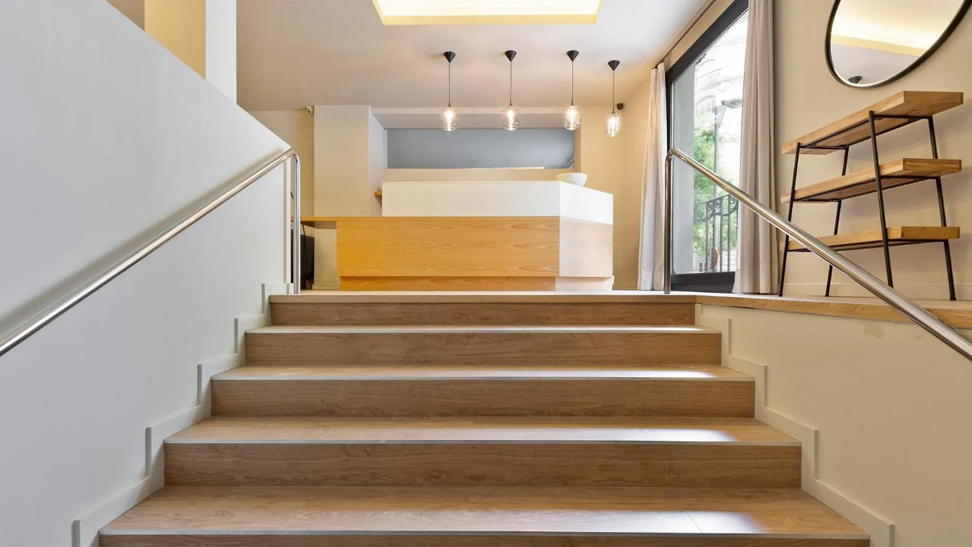 Ola Living Hostal Diagonal Barcellona Affittacamere