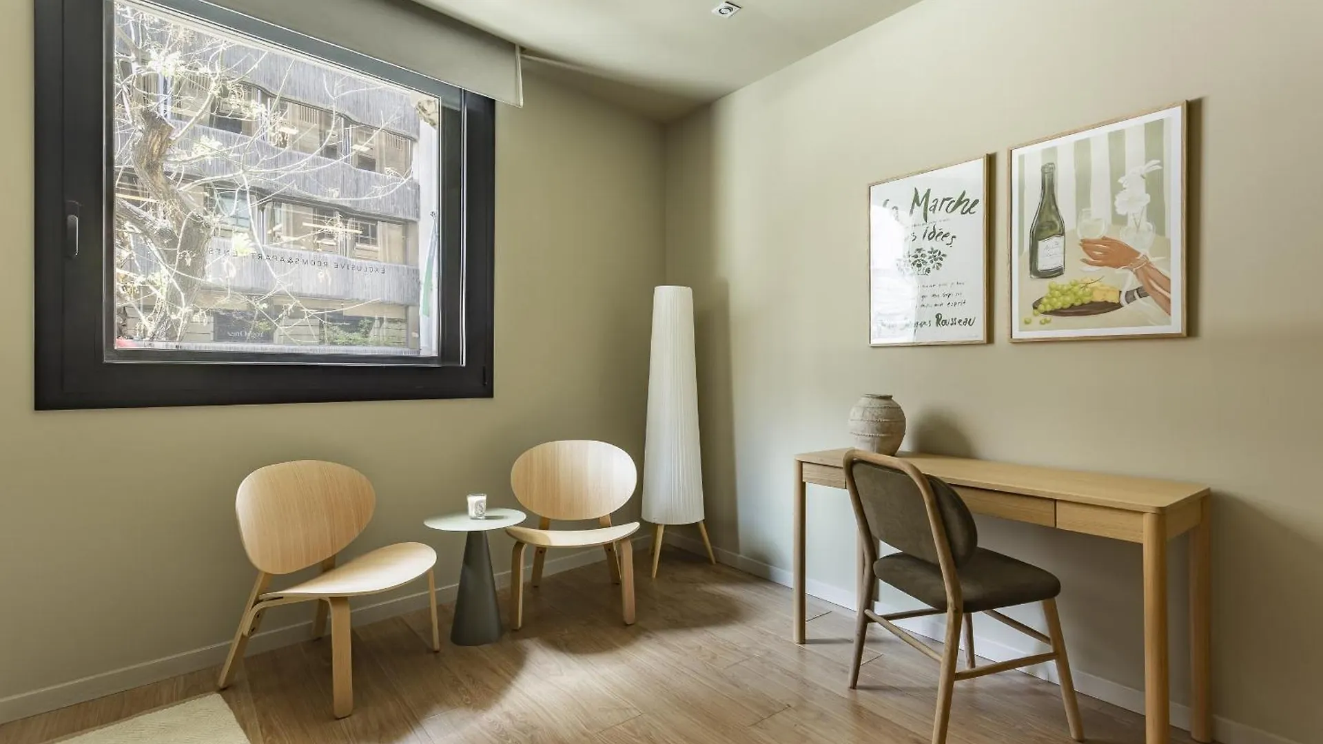 Ola Living Hostal Diagonal Barselona